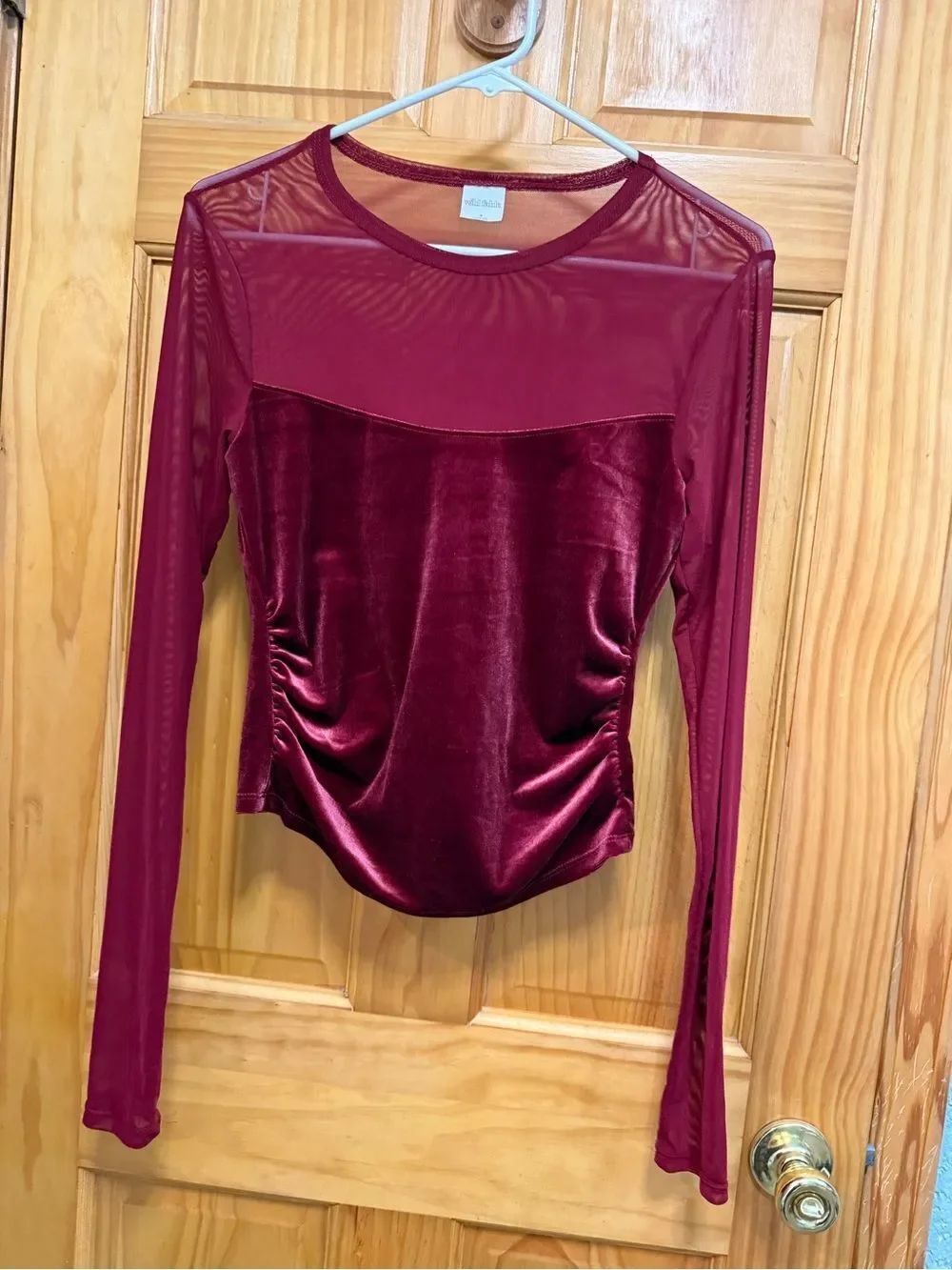 Wild Fable Women's Burgundy Velvet & Mesh Long-Sleeve Top size S